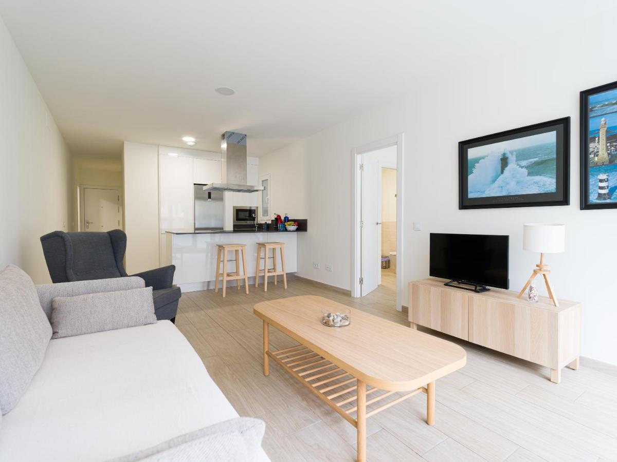Homeforguest Modern Apartment In Las Canteras With Parking Лас Палмас де Гран Канария Екстериор снимка