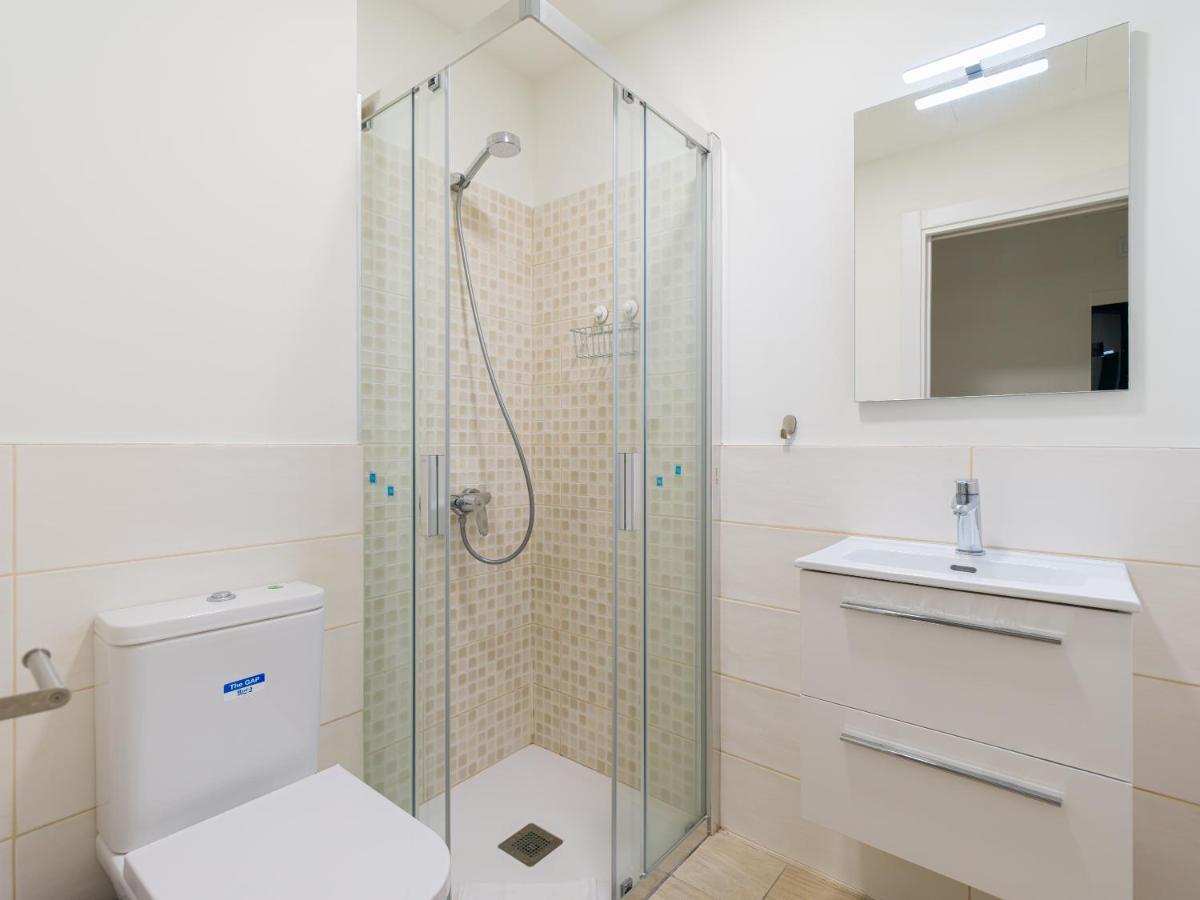 Homeforguest Modern Apartment In Las Canteras With Parking Лас Палмас де Гран Канария Екстериор снимка